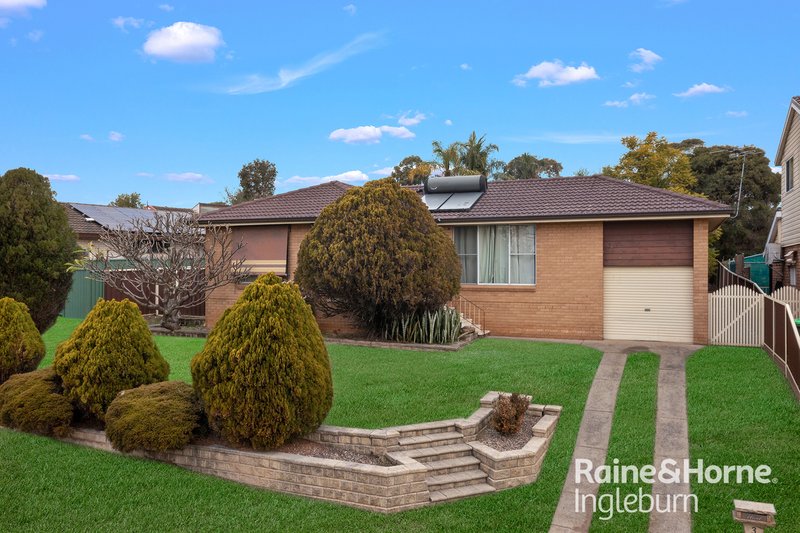 3 Fergusson Street, Glenfield NSW 2167