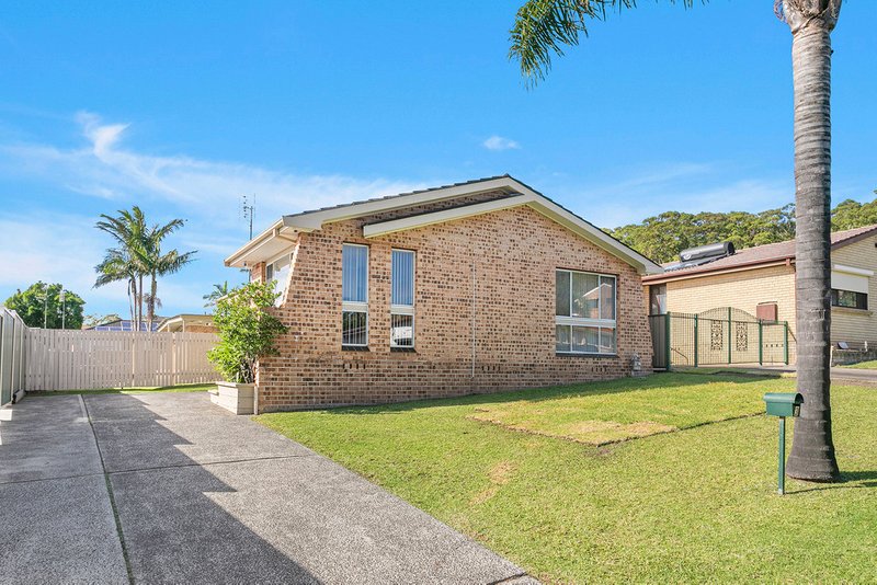 3 Fern Tree Place, Barrack Heights NSW 2528