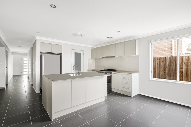 Photo - 3 Ferndell Street, The Ponds NSW 2769 - Image 7