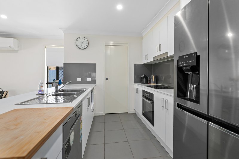 Photo - 3 Fernleaf Court, Caboolture QLD 4510 - Image 2