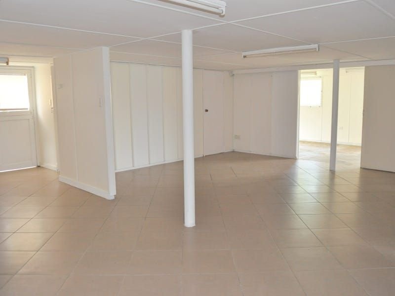 Photo - 3 Field Street, West Mackay QLD 4740 - Image 7