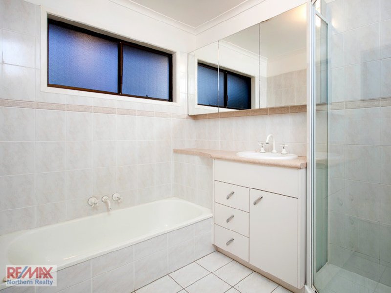 Photo - 3 Fiesta Court, Everton Hills QLD 4053 - Image 12