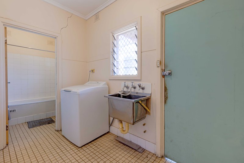 Photo - 3 Filsoll Street, Elizabeth Downs SA 5113 - Image 7