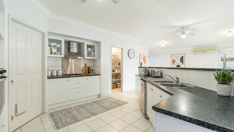 Photo - 3 Finch Court, Yamba NSW 2464 - Image 3