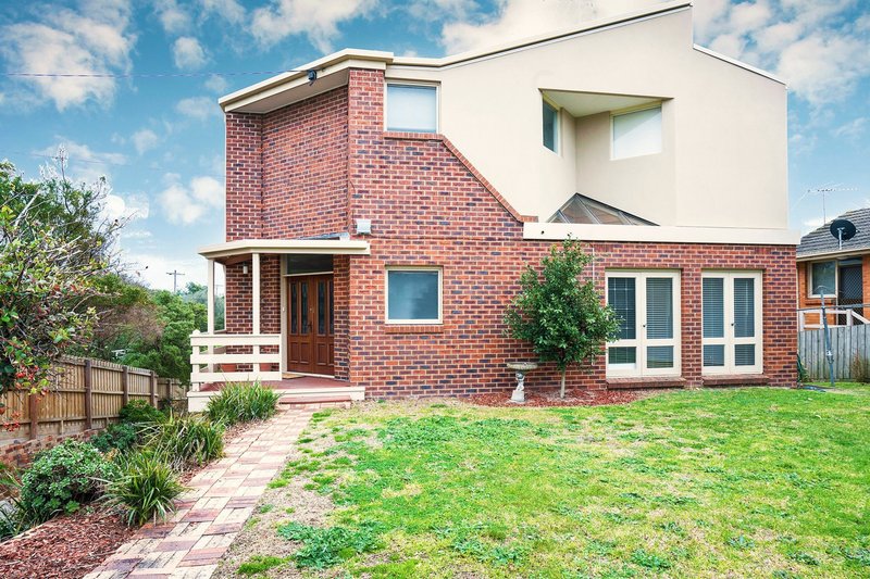 Photo - 3 Fiocchi Avenue, Frankston VIC 3199 - Image 1