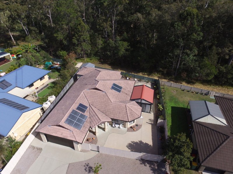 Photo - 3 Firth Court, Landsborough QLD 4550 - Image 15