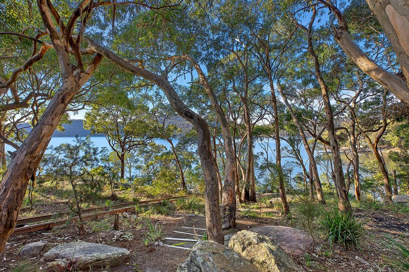 Photo - 3 Fishermans Point, Berowra Waters NSW 2082 - Image 9