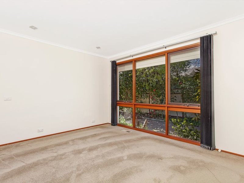 Photo - 3 Fitzmaurice Street, Kaleen ACT 2617 - Image 6