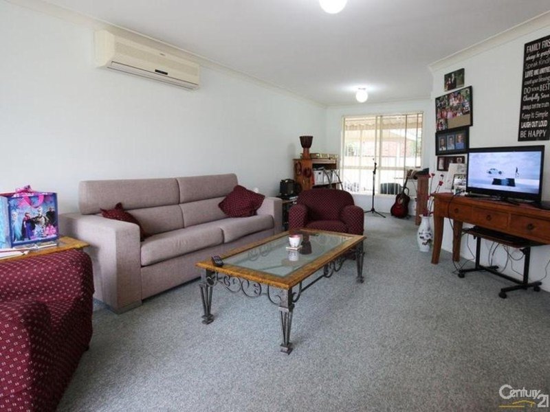 Photo - 3 Flamingo Drive, Cameron Park NSW 2285 - Image 3