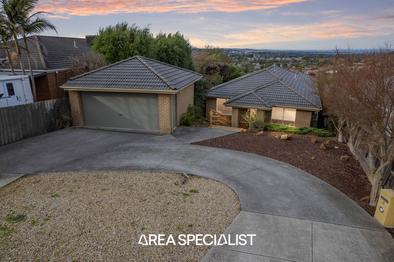 Photo - 3 Fleming Terrace, Pakenham VIC 3810 - Image 4