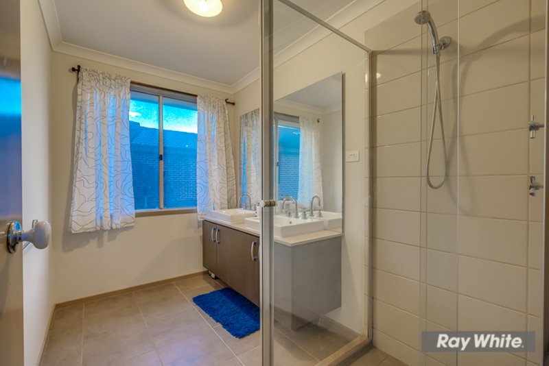 Photo - 3 Fleur Way, Truganina VIC 3029 - Image 15