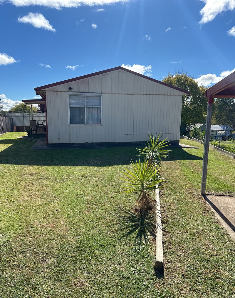 Photo - 3 Flinders Court, Tumut NSW 2720 - Image