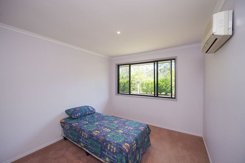 Photo - 3 Flora Drive, Beecher QLD 4680 - Image 14