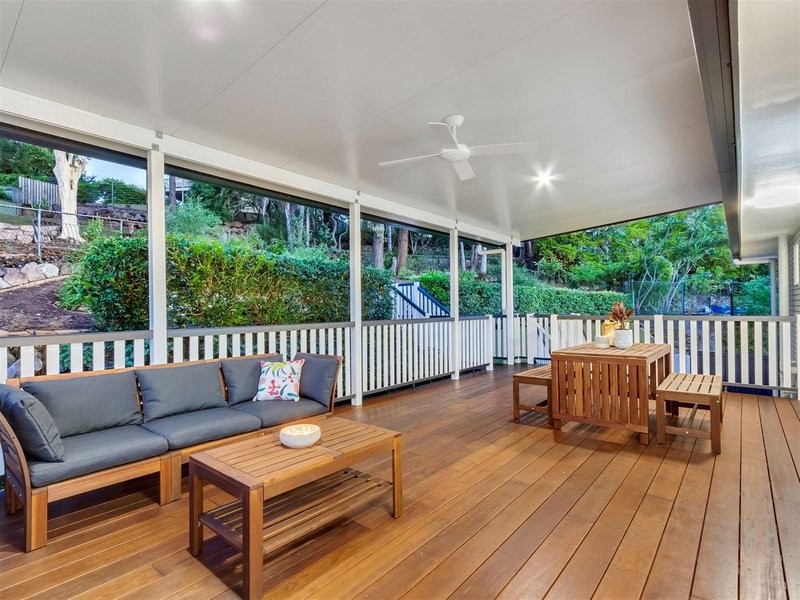 Photo - 3 Formosa Court, Everton Hills QLD 4053 - Image 2