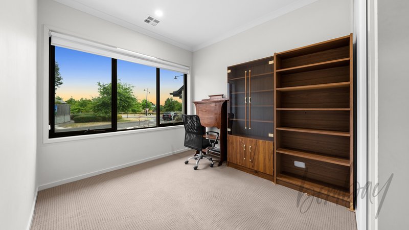 Photo - 3 Fortitude Avenue, Beveridge VIC 3753 - Image 2