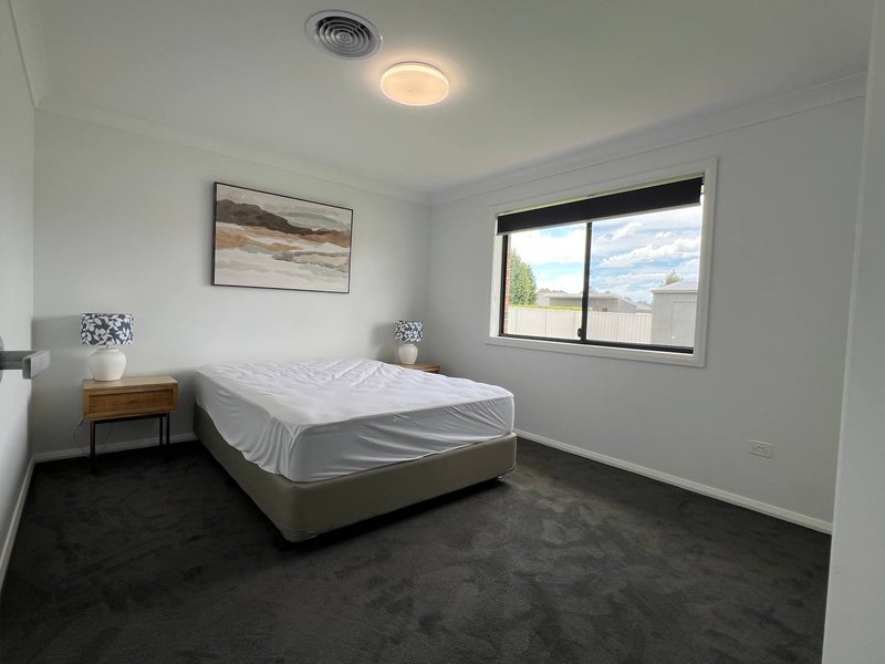 Photo - 3 Fossickers Drive, Parkes NSW 2870 - Image 16