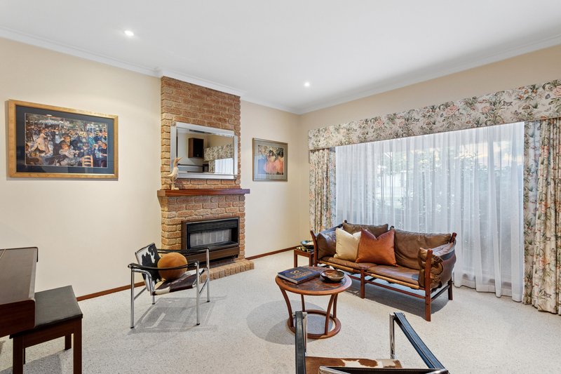 Photo - 3 Foston Drive, Duncraig WA 6023 - Image 3