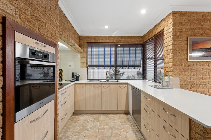 Photo - 3 Foston Drive, Duncraig WA 6023 - Image 9