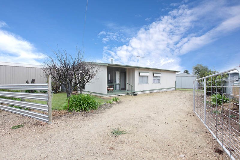 Photo - 3 Fourth Street, Ardrossan SA 5571 - Image 2