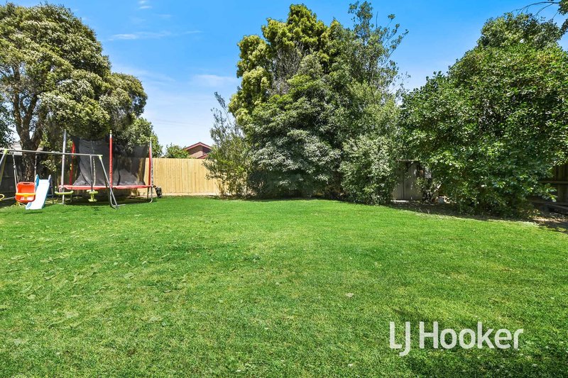 Photo - 3 Fox Close, Hampton Park VIC 3976 - Image 22