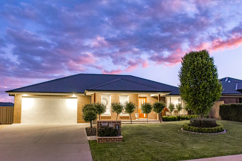 3 Fraser Close, Goulburn NSW 2580