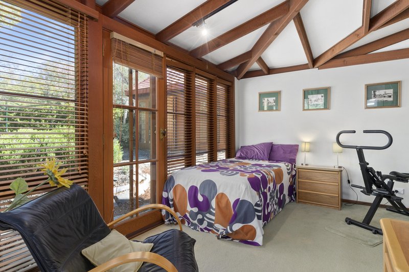 Photo - 3 Fraser Place, Yarralumla ACT 2600 - Image 7