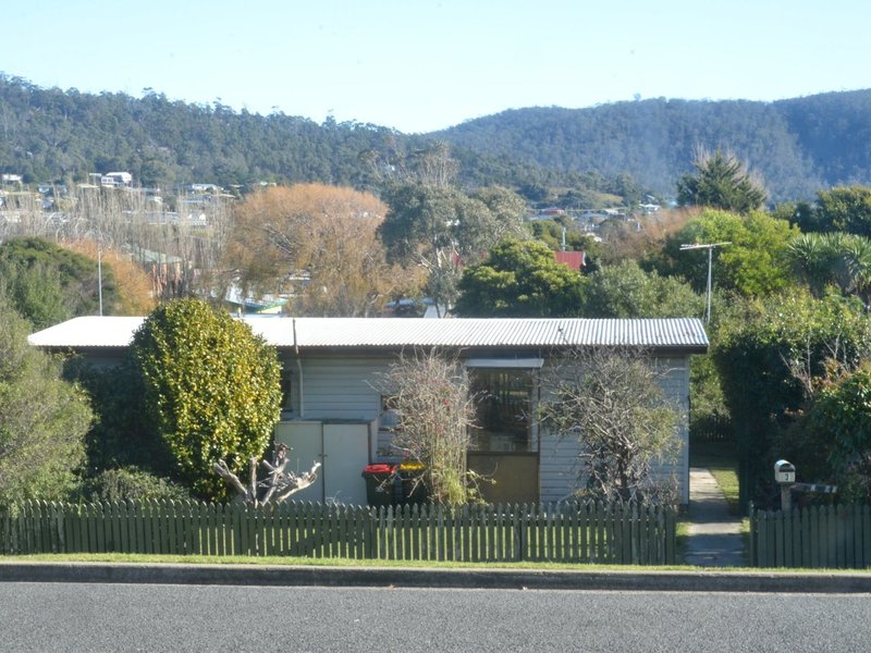 3 Fraser Street, Bicheno TAS 7215