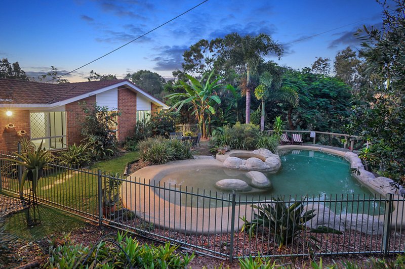 3 Fryar Court, Clear Mountain QLD 4500