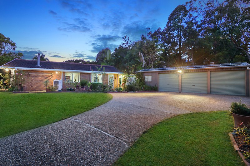 Photo - 3 Fryar Court, Clear Mountain QLD 4500 - Image 4