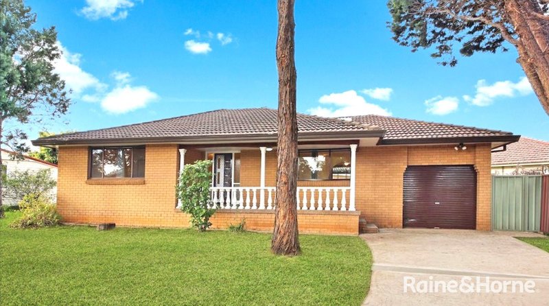 3 Fyfe Place, Glenfield NSW 2167