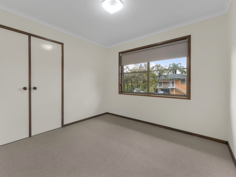 Photo - 3 Gamble Street, Wavell Heights QLD 4012 - Image 13