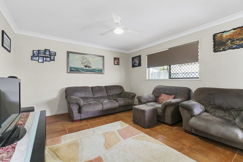 Photo - 3 Gannon Avenue, Manly QLD 4179 - Image 7