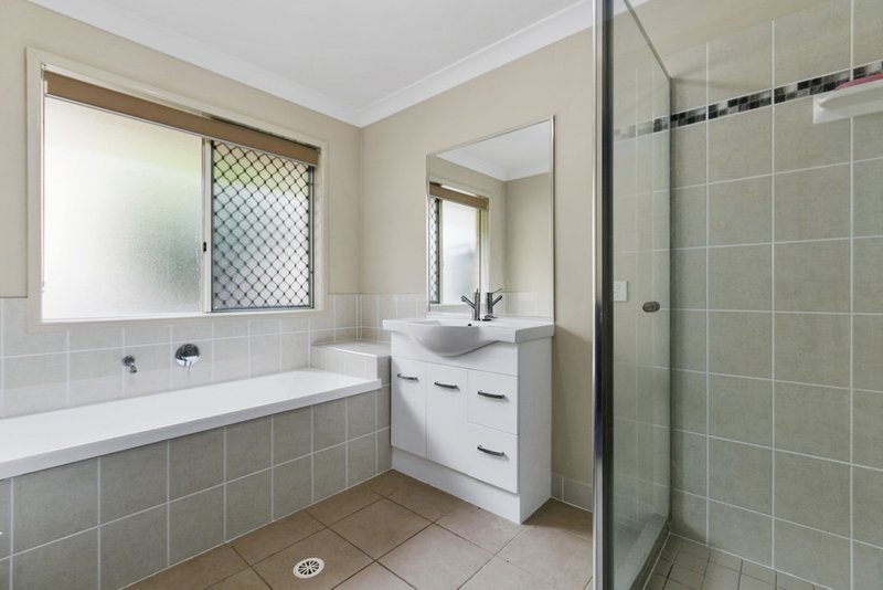 Photo - 3 Gannon Avenue, Manly QLD 4179 - Image 8