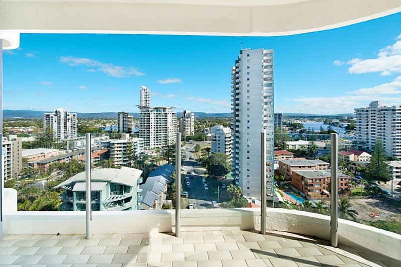 Photo - 3 Garfield Terrace, Surfers Paradise QLD 4217 - Image 17