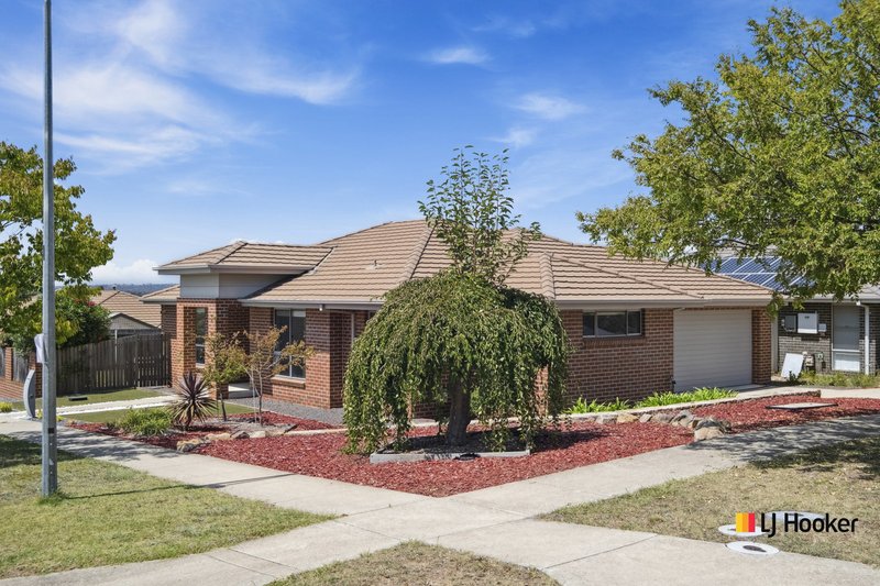 Photo - 3 Gauci Street, Casey ACT 2913 - Image 2