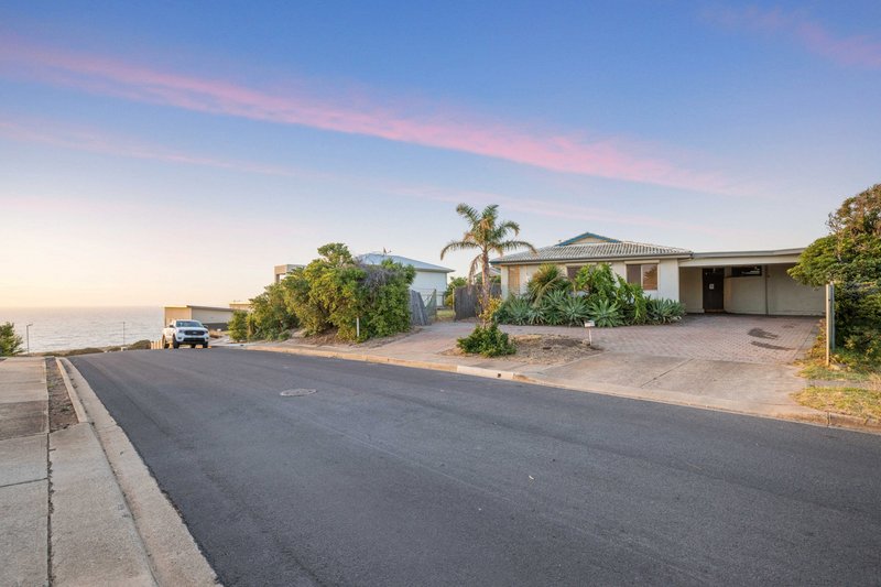 3 Gayundah Crescent, O'Sullivan Beach SA 5166