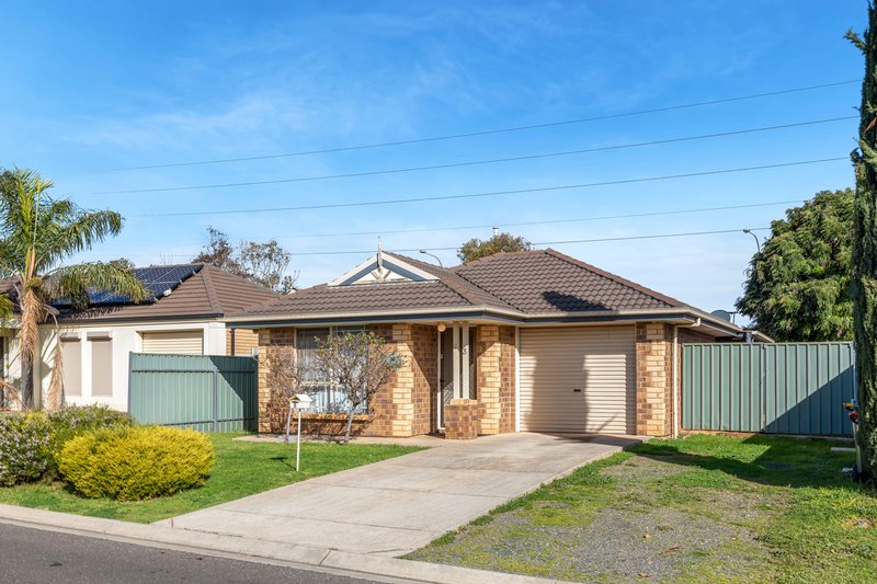 Photo - 3 Gemini Drive, Munno Para West SA 5115 - Image 2