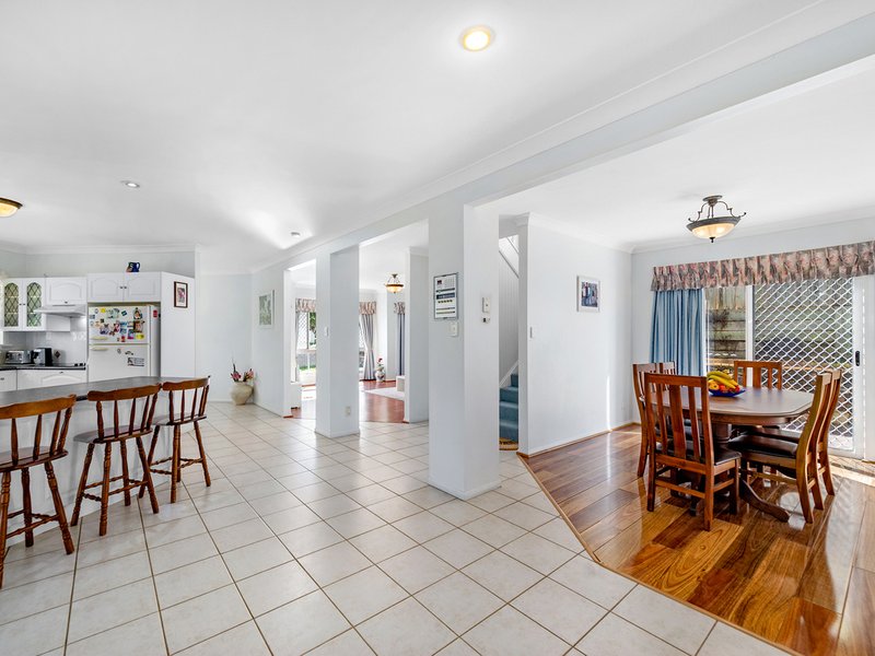 Photo - 3 Gemini Place, Bridgeman Downs QLD 4035 - Image 5