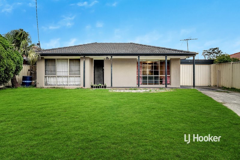 Photo - 3 General Joshua Drive, Hampton Park VIC 3976 - Image 1