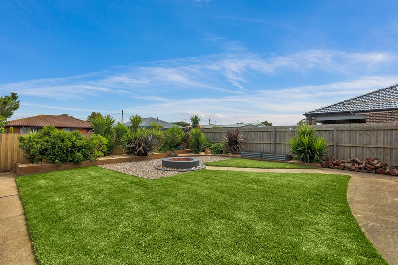 Photo - 3 Gentzen Drive, Wyndham Vale VIC 3024 - Image 12