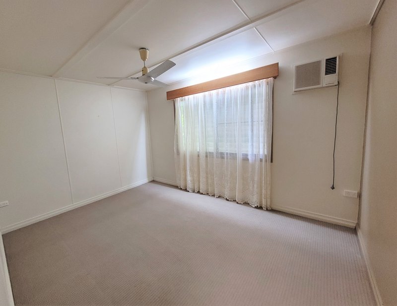 Photo - 3 George Street, Silkwood QLD 4856 - Image 6