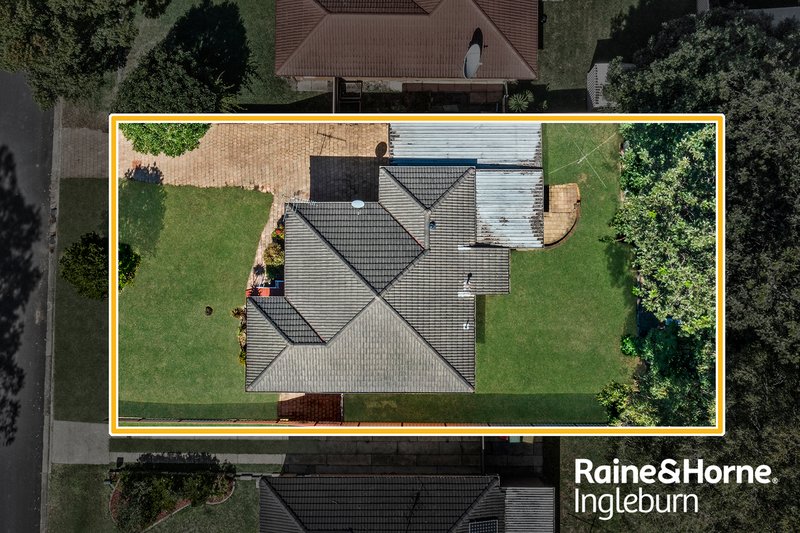 Photo - 3 Geranium Avenue, Macquarie Fields NSW 2564 - Image 10