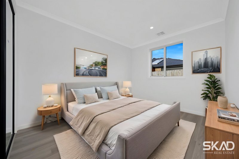 Photo - 3 Gibdon Way, Mickleham VIC 3064 - Image 11