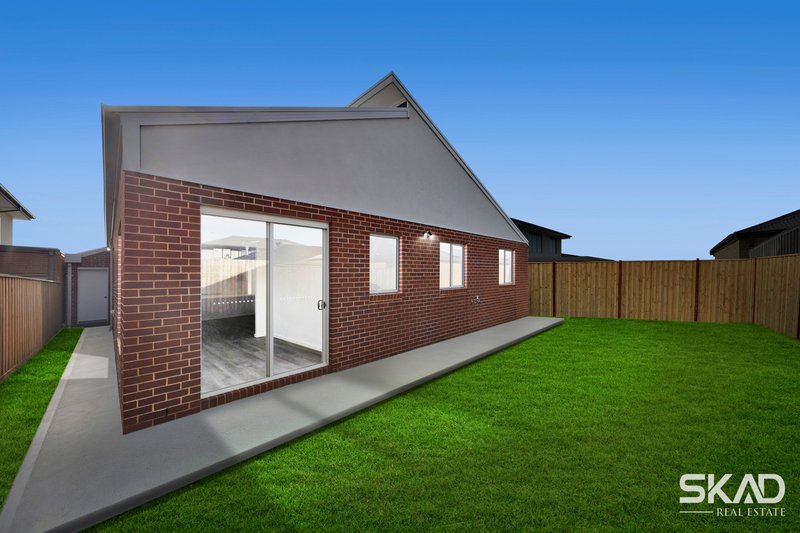 Photo - 3 Gibdon Way, Mickleham VIC 3064 - Image 18