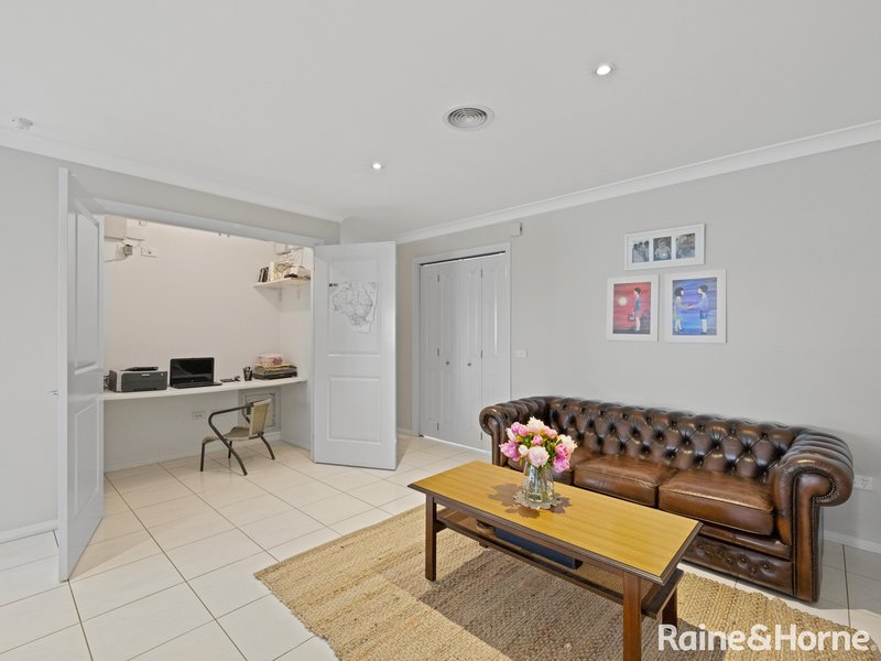 Photo - 3 Gibsone Drive, Kelso NSW 2795 - Image 9