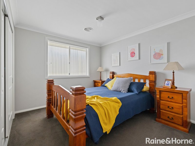 Photo - 3 Gibsone Drive, Kelso NSW 2795 - Image 14