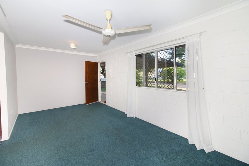 Photo - 3 Gilli Crescent, Cranbrook QLD 4814 - Image 3