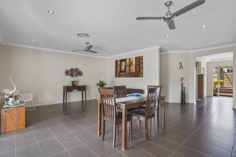 Photo - 3 Ginger Rogers Road, Maudsland QLD 4210 - Image 8
