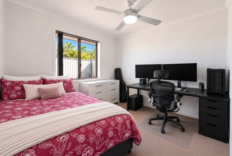 Photo - 3 Gingko Crescent, Regents Park QLD 4118 - Image 15