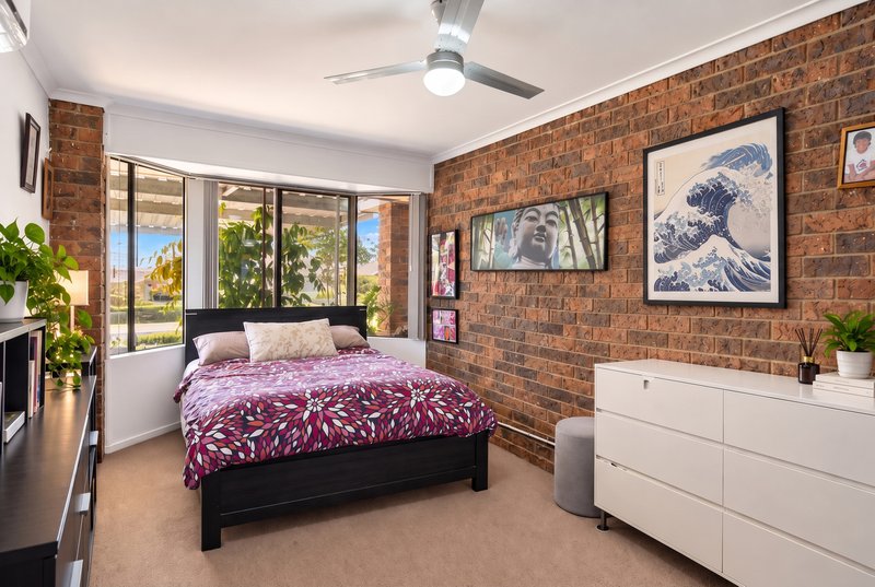Photo - 3 Gingko Crescent, Regents Park QLD 4118 - Image 16